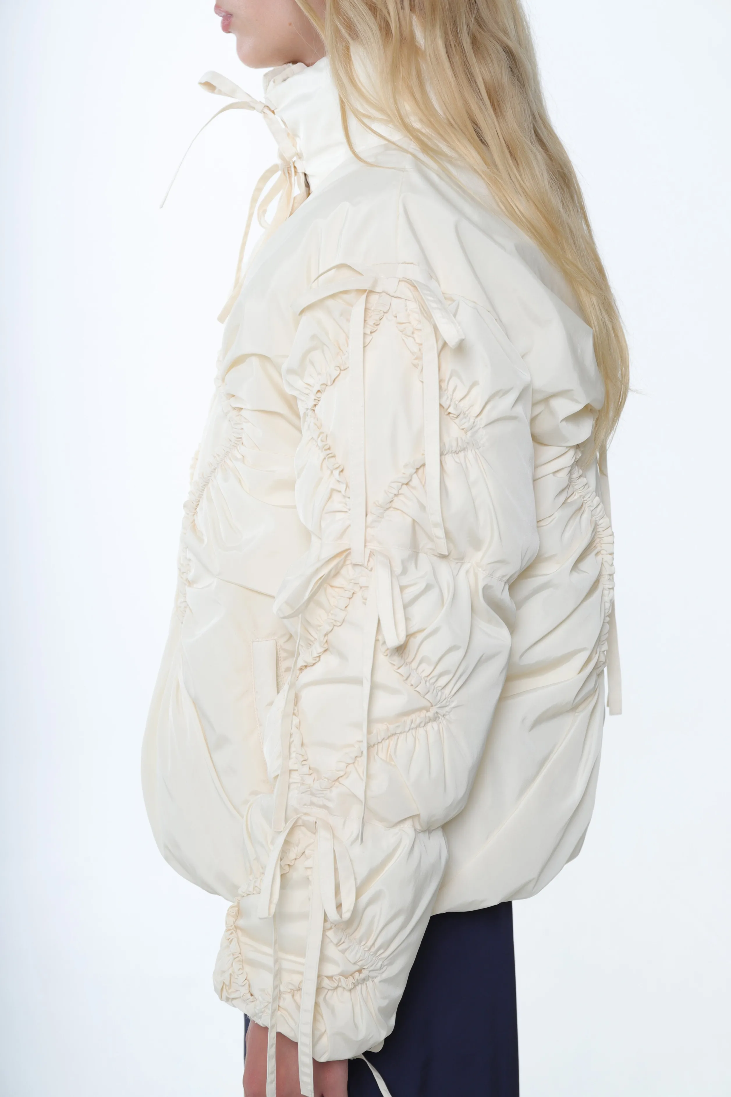 etoile_puffer_in_ivory_2-1.webp ETOILE PUFFER IN IVORY>SANDY LIANG Best Sale