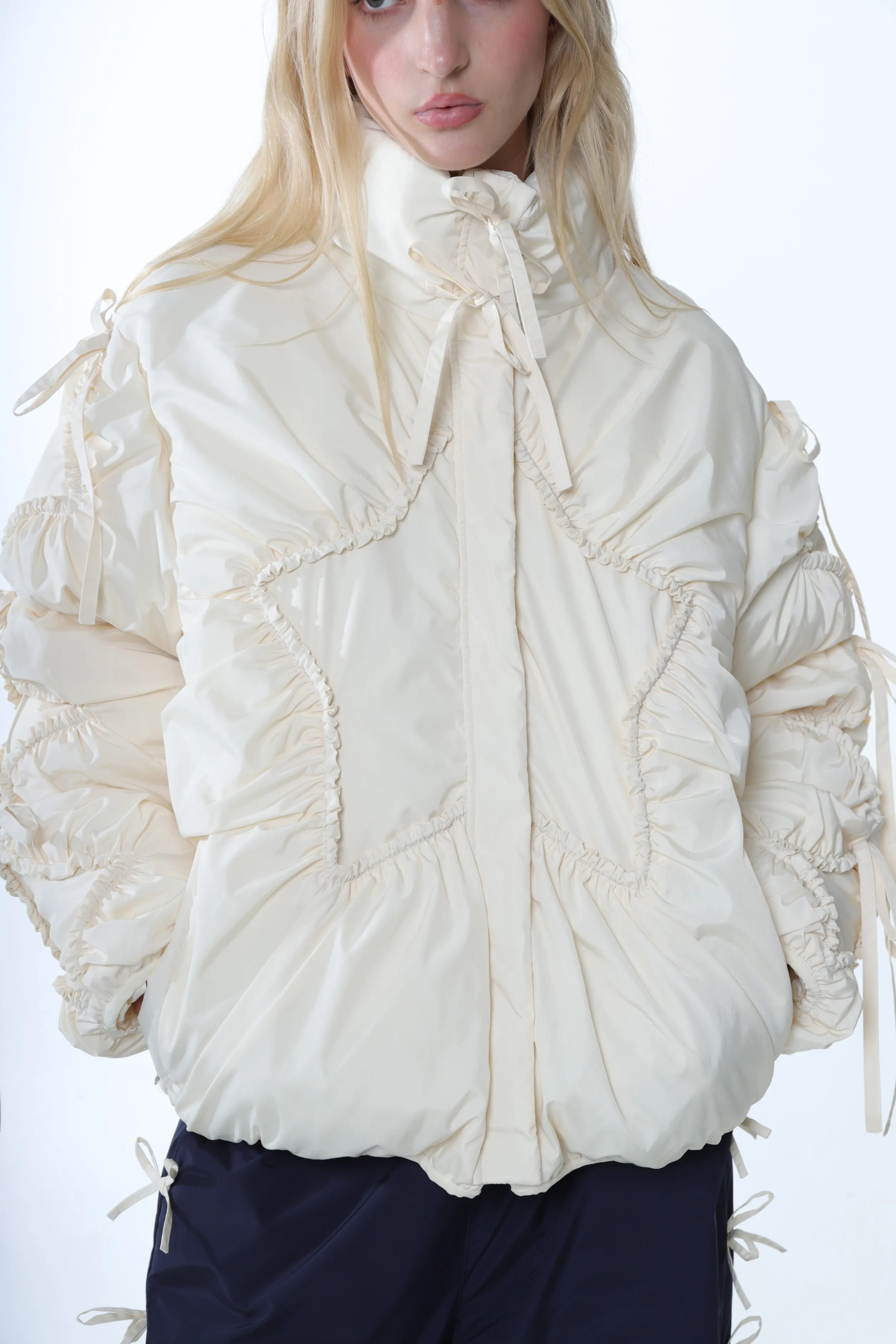 etoile_puffer_in_ivory_4-1.webp ETOILE PUFFER IN IVORY>SANDY LIANG Best Sale