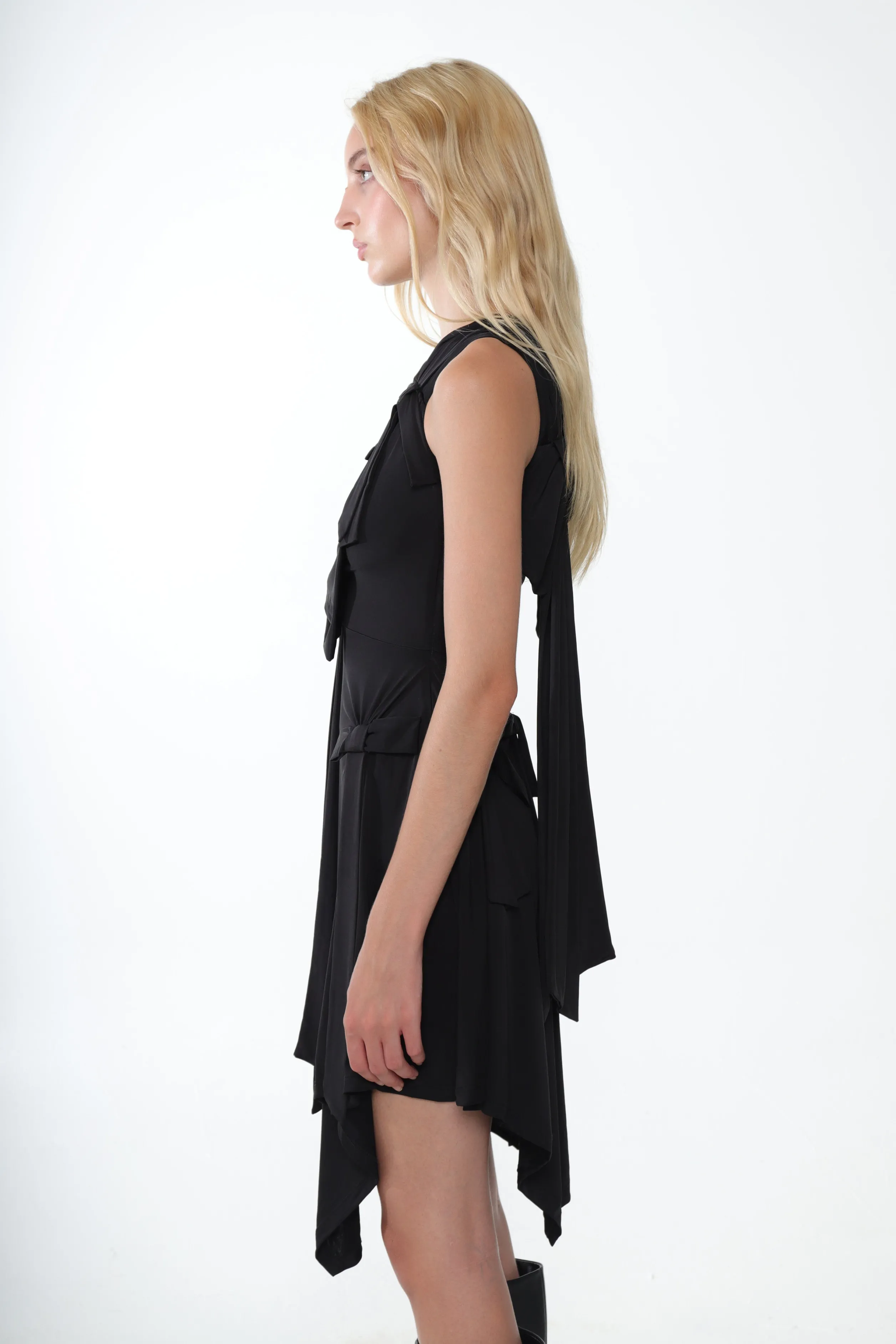 nabe_dress_in_black_2-1.webp NABE DRESS IN BLACK>SANDY LIANG Shop