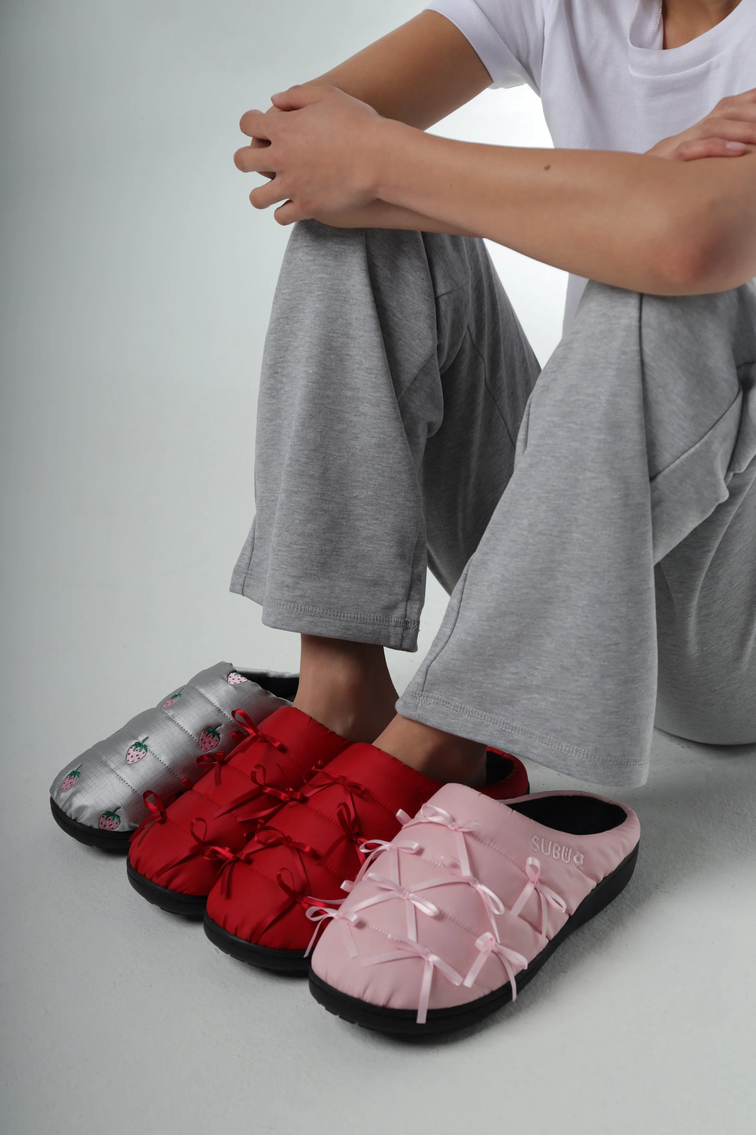 sandy_liang_x_subu_slippers_in_pink_3-1.webp X SUBU SLIPPERS IN PINK>SANDY LIANG New