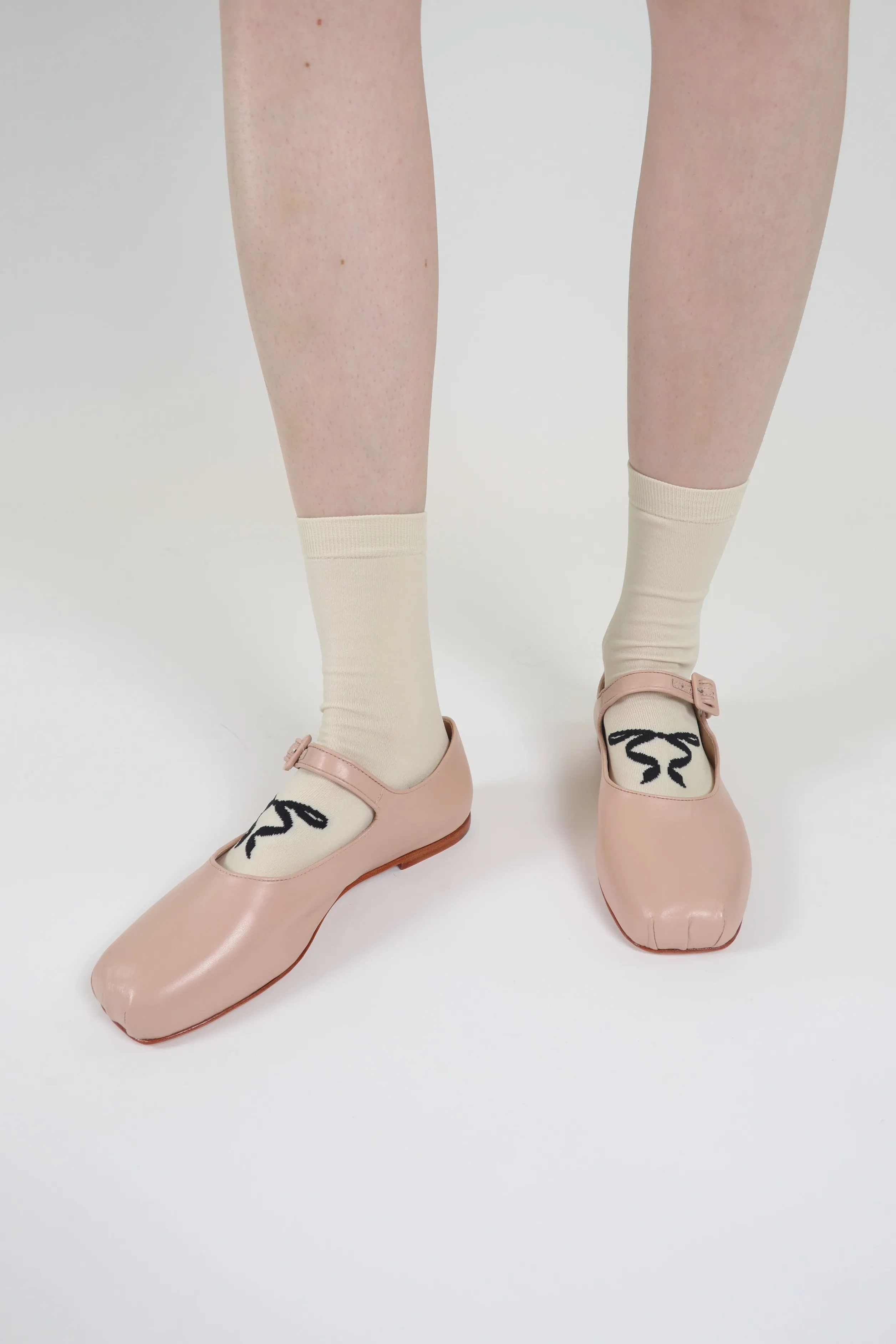 SECRET SOCKS IN BUTTER>SANDY LIANG Hot