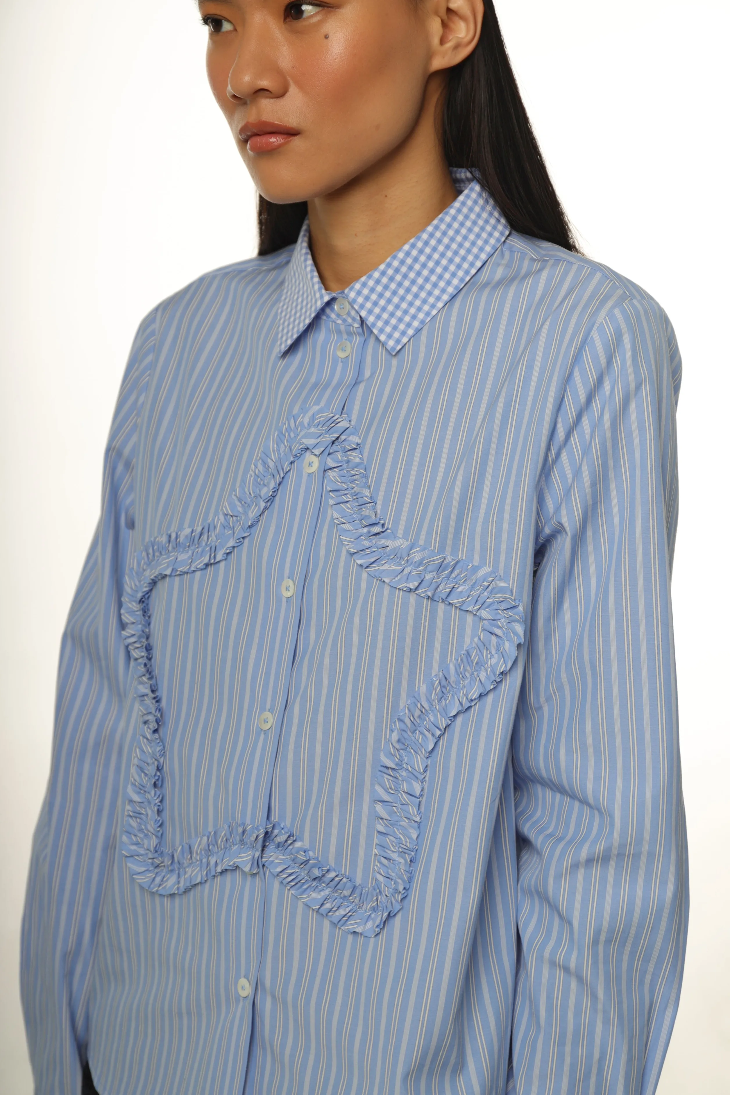 sirius_shirt_in_light_blue_stripe_4-1.webp SIRIUS SHIRT IN LIGHT BLUE STRIPE>SANDY LIANG Flash Sale